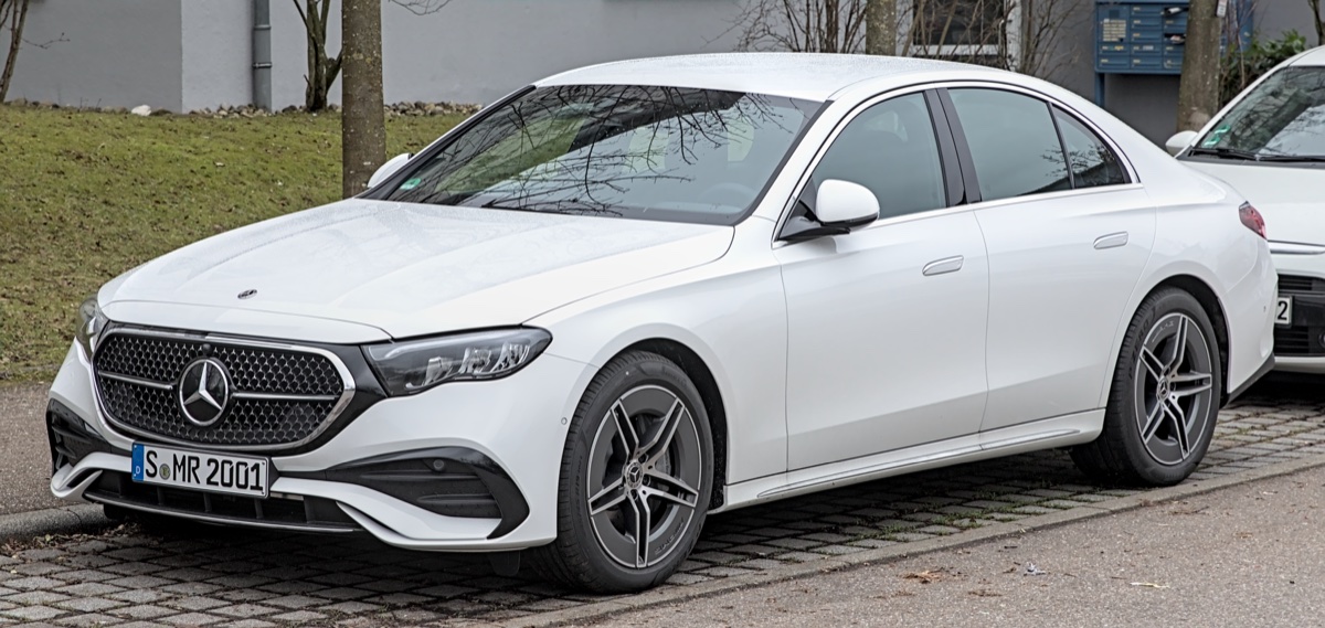 Mercedes-Benz E 180